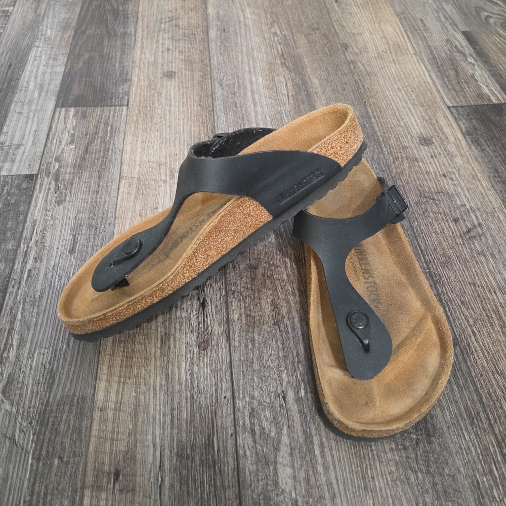 Birkenstock Gizeh Size W9 M7 Black Sandal - Picture 2 of 8